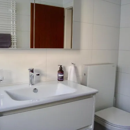 كازا ألميس، غرينديلولد * جريندلوالد